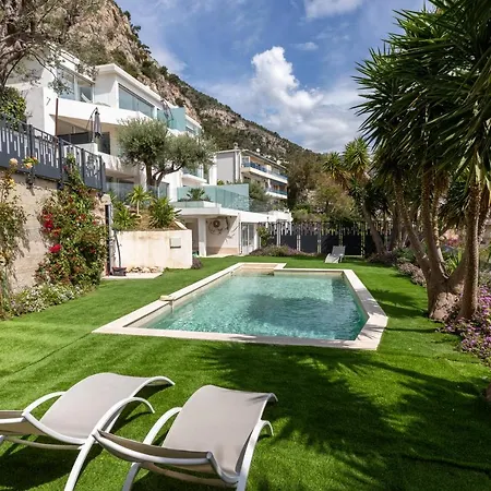 Mont Des Olives - Cap D'ail- App6 *
